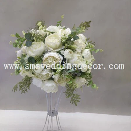 Centrotavola Matrimonio Peonie Bianche