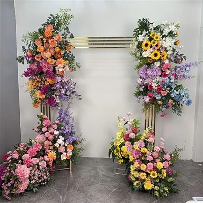 Matrimonio con composizioni floreali di girasole